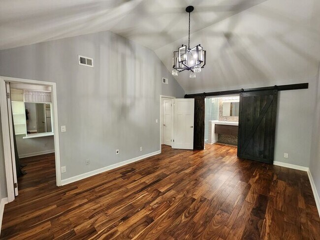 Building Photo - 7055 Riverside Dr