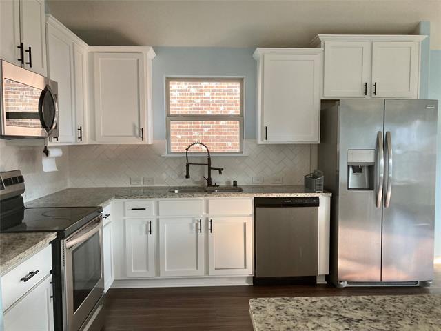 Building Photo - 107 Arborside Dr