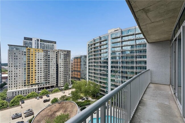 Building Photo - 950 W Peachtree St NW