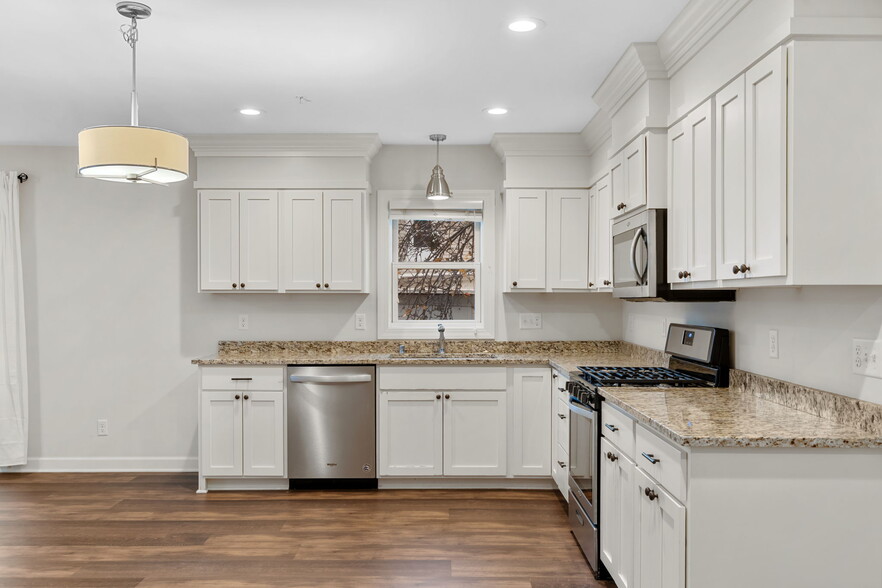 Building Photo - 4406-1 Nicollet Ave