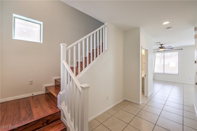 Building Photo - 10057 Bonterra Ave