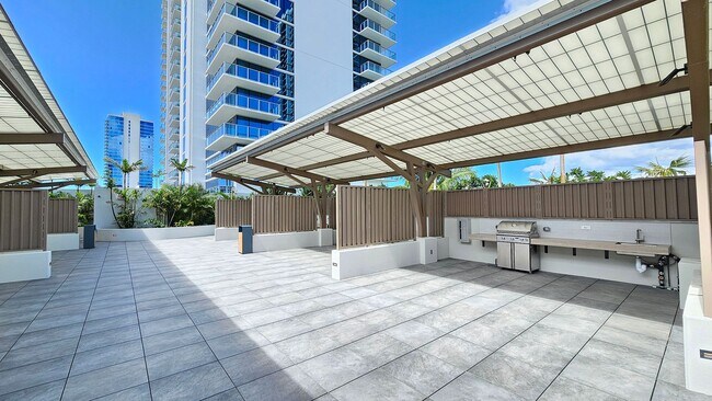 Building Photo - Brand New Condo on Keeaumoku - 1 BR/1 BA/1...