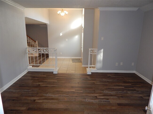 Building Photo - 22430 S Rebecca Burwell Ln