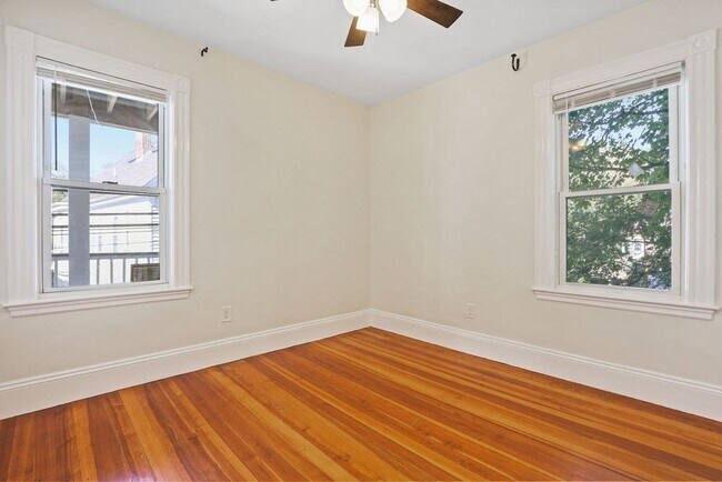 Building Photo - 30 Tuttle St