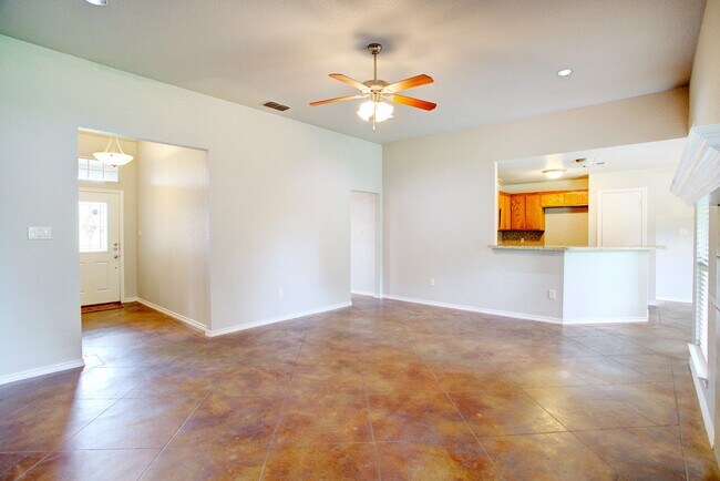 Building Photo - Available July | 4-bedroom 2 bath home in ...