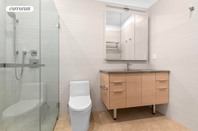 Building Photo - 24 Frost St