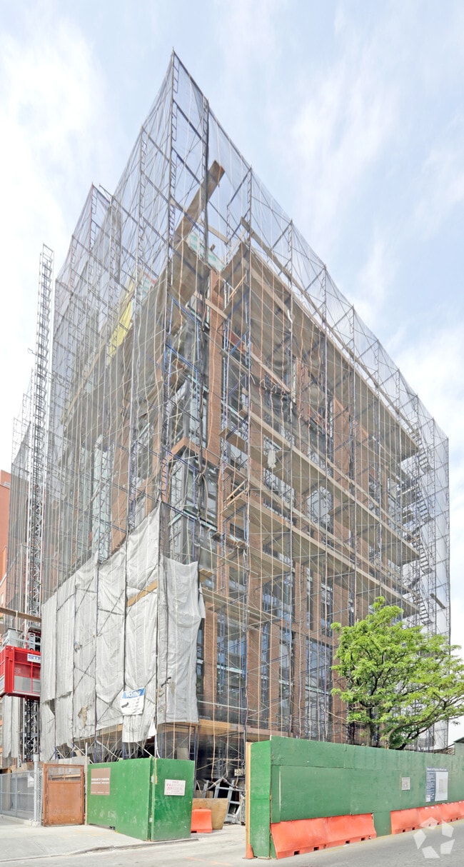 Building Photo - The Baker House