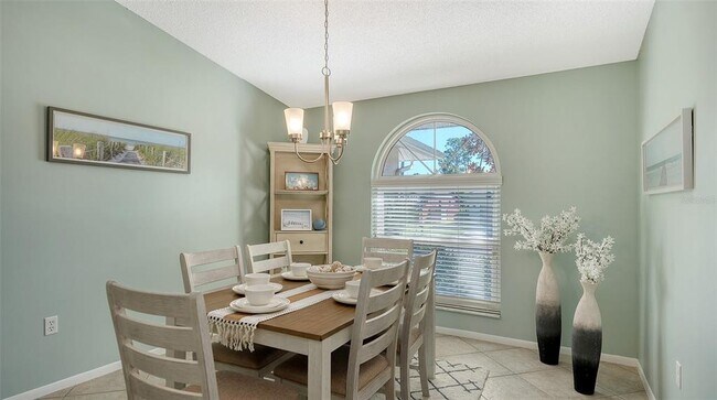 Building Photo - 2246 Cork Oak St W