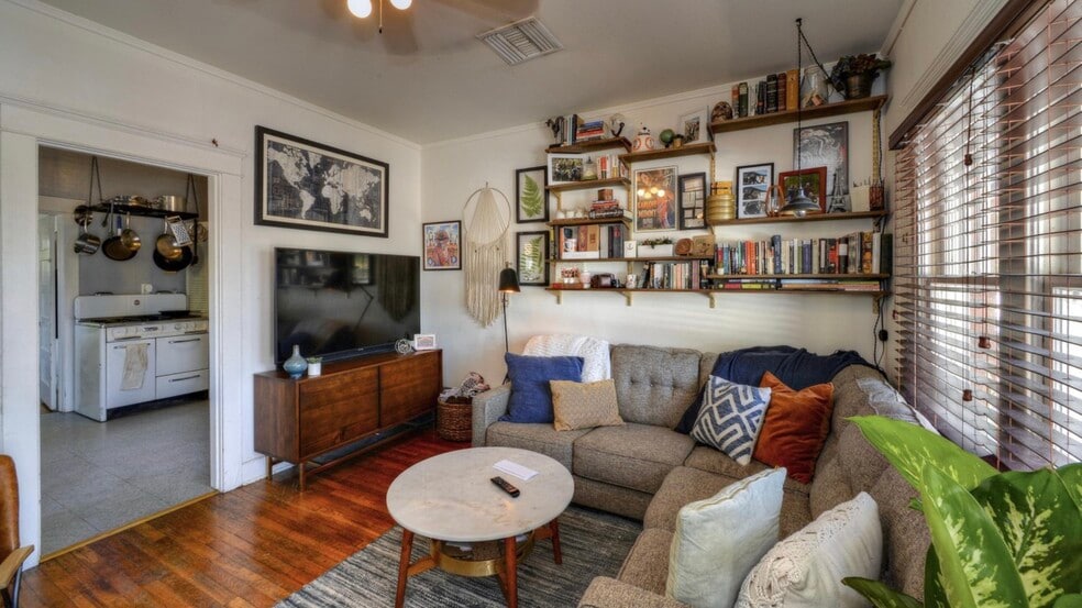 Building Photo - 2009 N 11th St