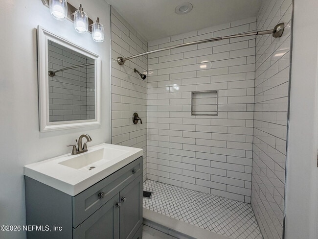 Building Photo - 1368 Rensselaer Ave