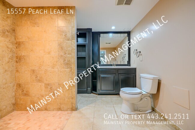 Building Photo - 15557 Peach Leaf Ln