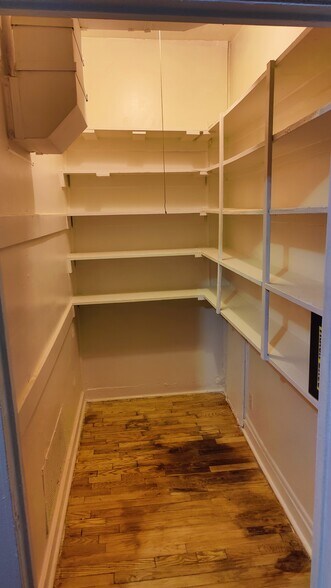 Building Photo - 3404 Alto Rd