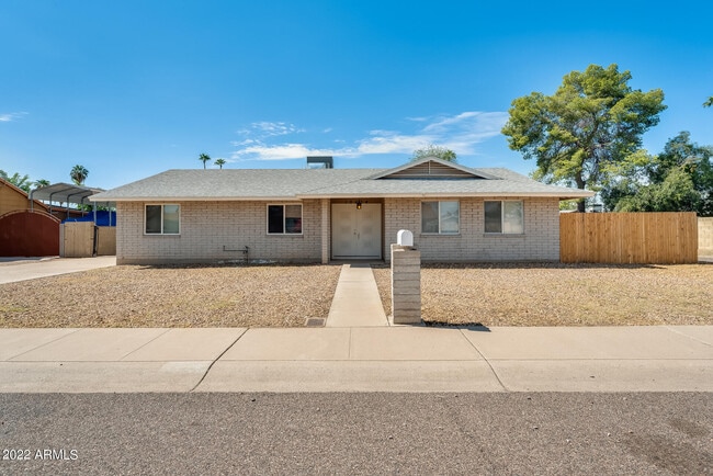 Building Photo - 10424 N 38th Dr