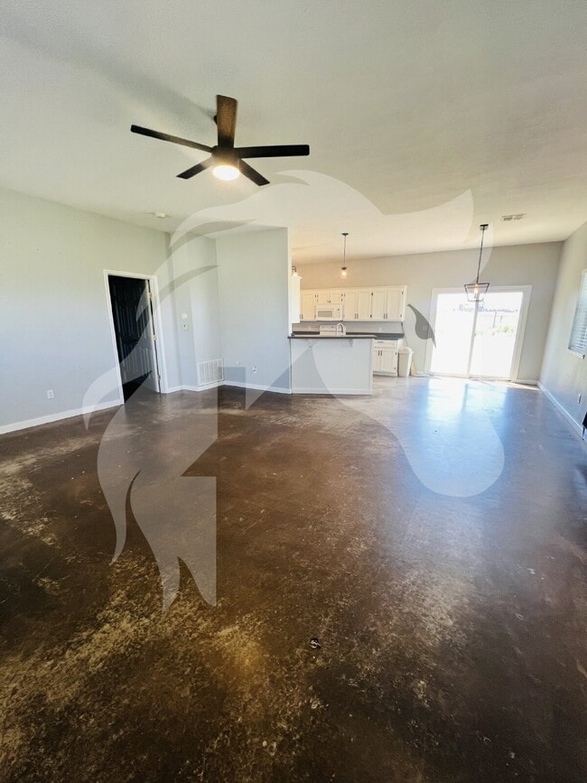 Building Photo - "Cozy 1-Bedroom Retreat in Woodward, OK - Your Peaceful Getaway Awaits!"