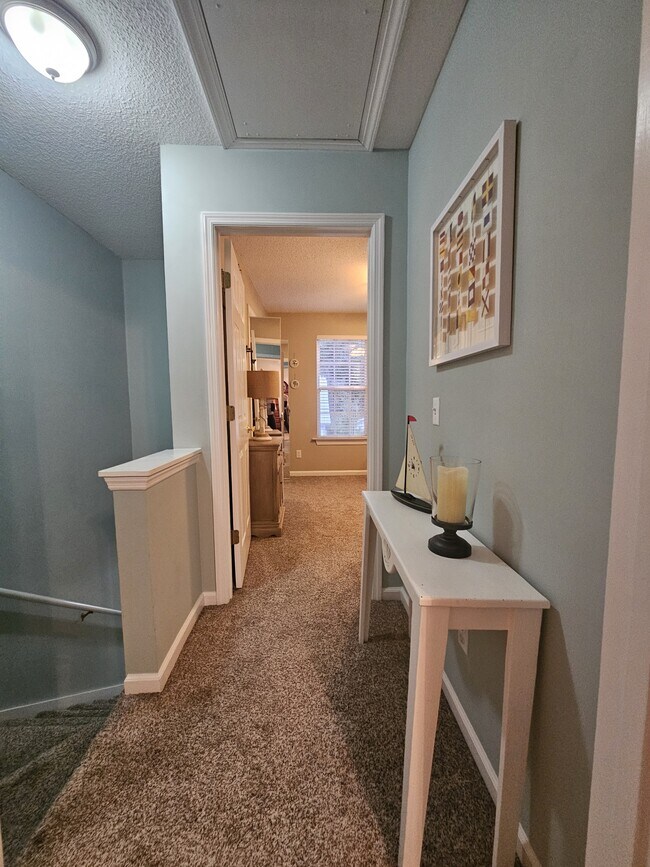 Building Photo - 1105 13th St