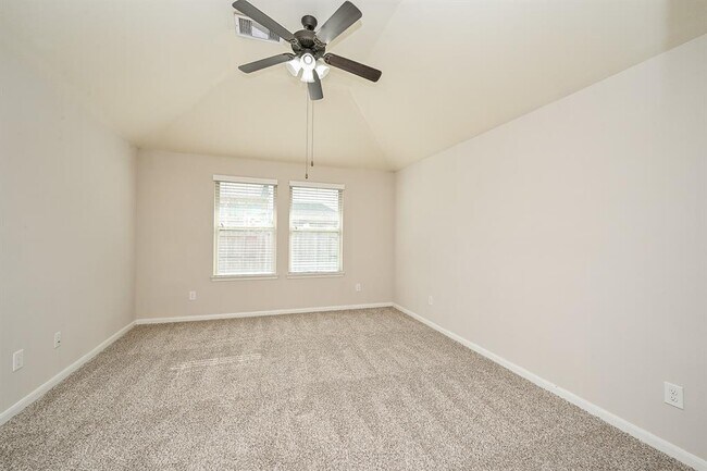 Building Photo - 18707 Majestic Vista Ln