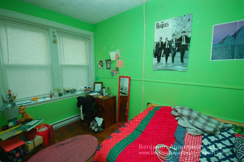 Building Photo - 883 Huntington Ave