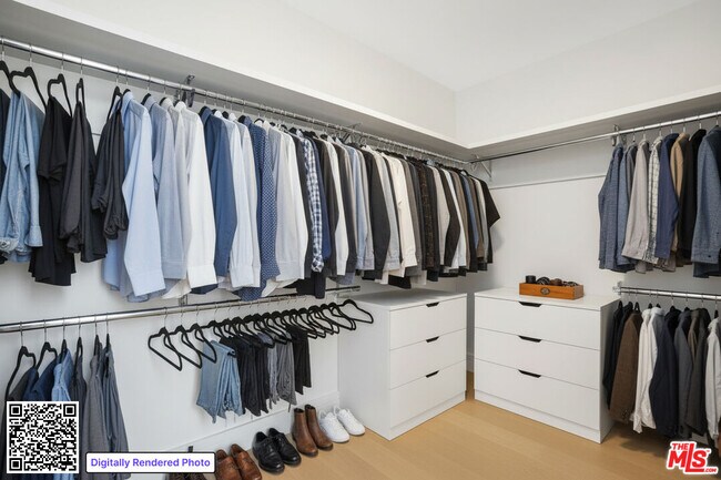 Building Photo - 211 Elm Ct