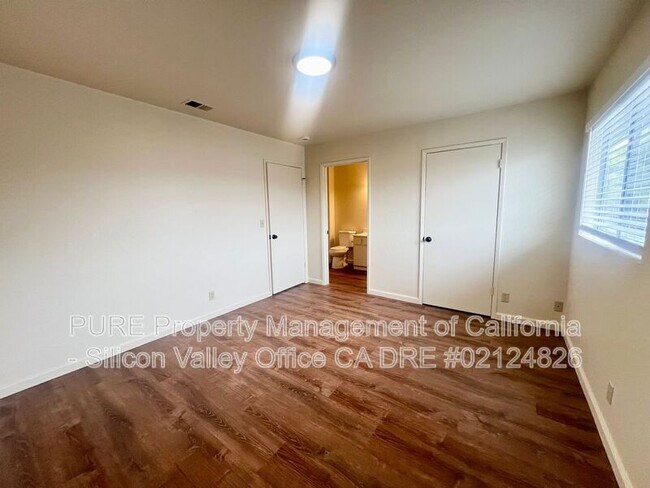 Building Photo - 144 Montebello Dr