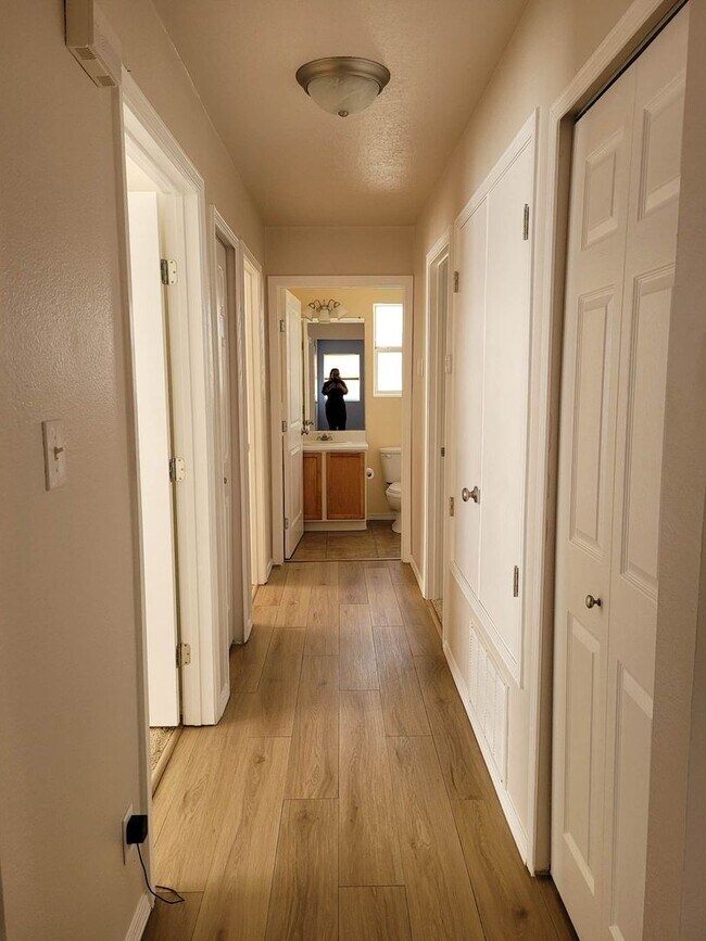 Building Photo - 3441 Martin Meadows Dr NE