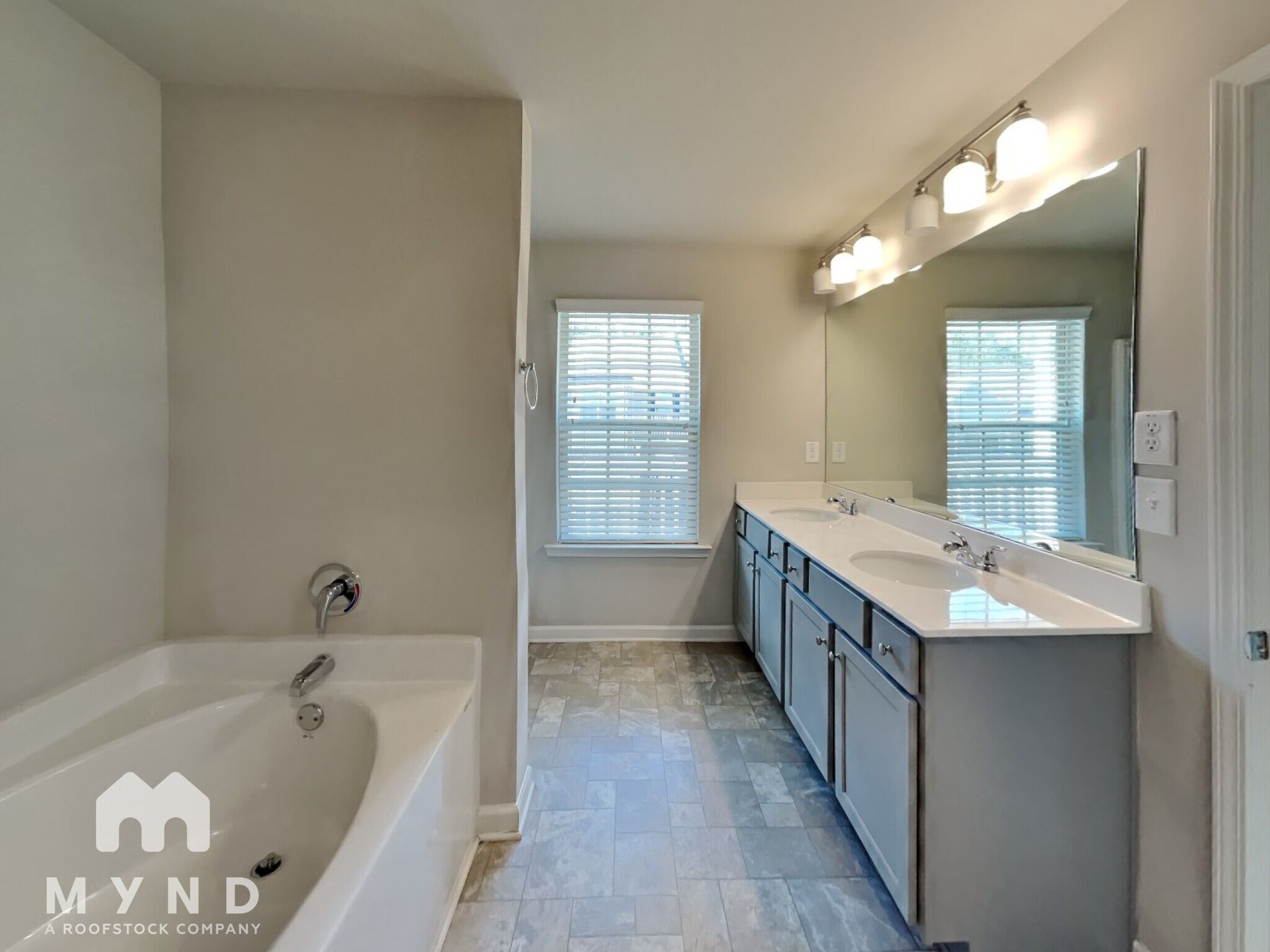 Building Photo - 238 Hydrangea Ct