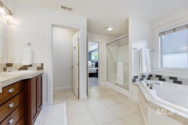 Building Photo - 2517 E Mariposa Dr