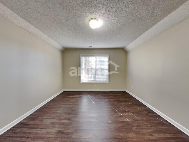 Building Photo - 3951 Saint George Ter SW