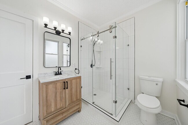 Building Photo - 5616 3rd St