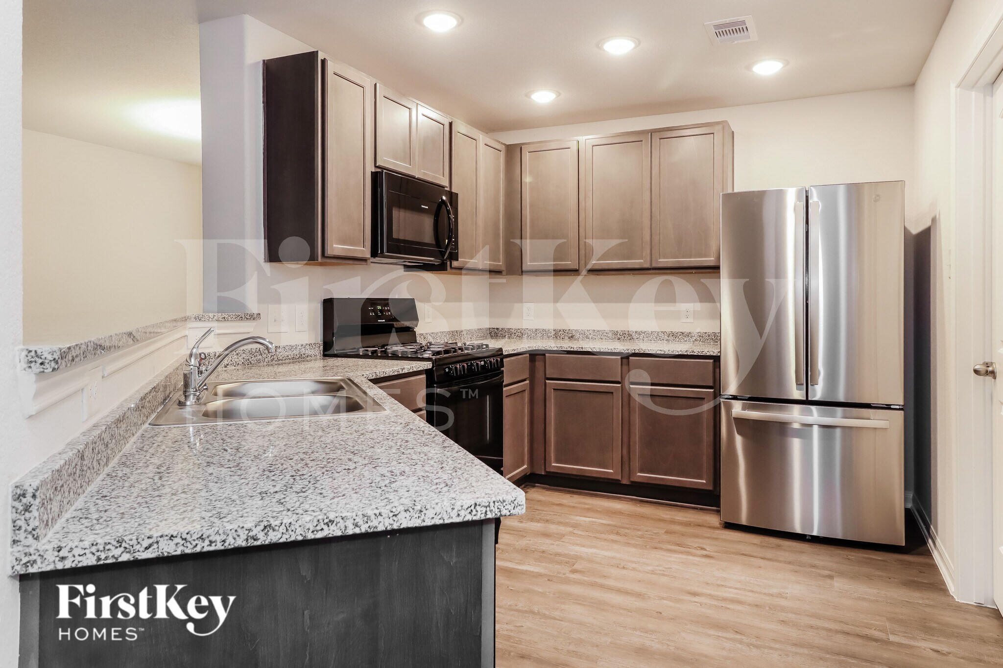 Building Photo - 25617 Roy Rogers Rd