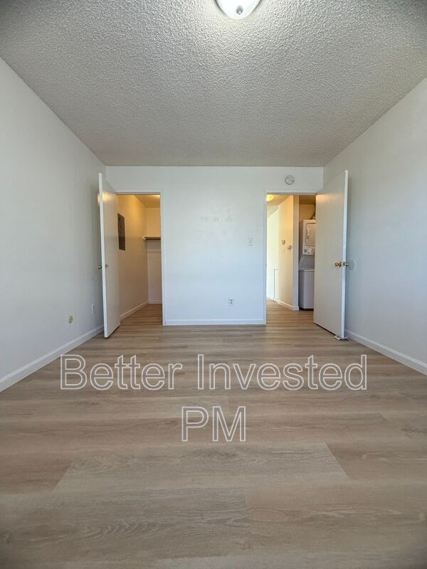 Building Photo - 304 Cooper Ln