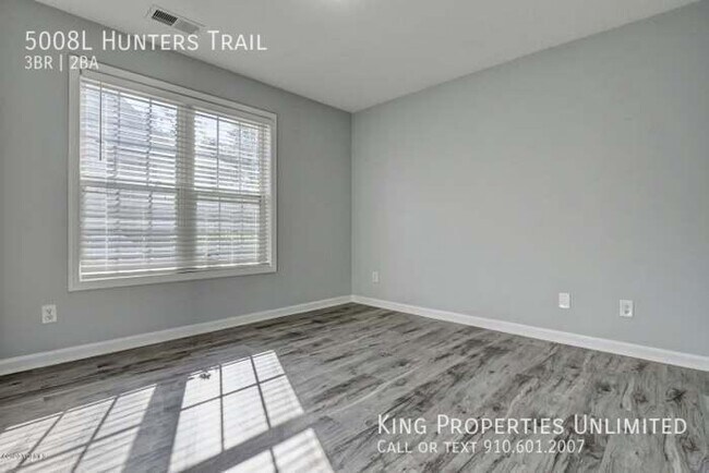 Building Photo - 5008L Hunters Trail