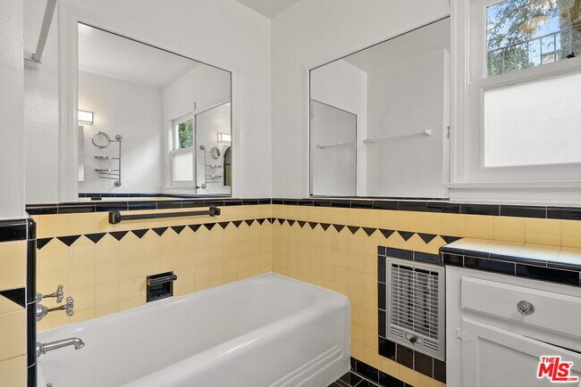 Building Photo - 3942 Scandia Way