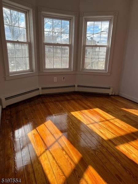 Building Photo - 947 Grove St