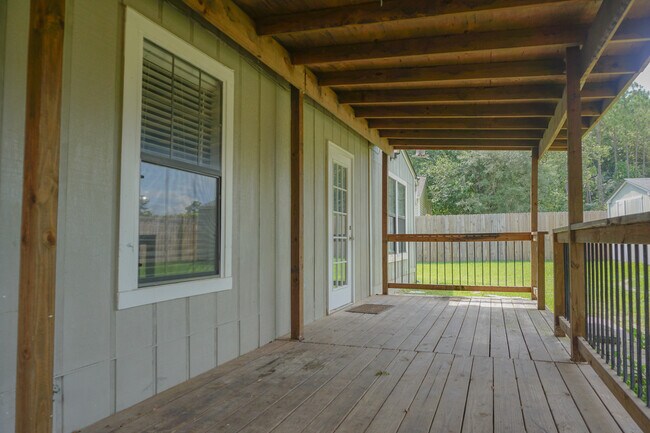 Building Photo - 111 Palmetto Dr