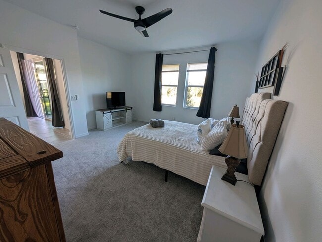 Building Photo - Lakewood Ranch Brand New Villa 2 bedroom with flex space (Office/ 3rd Bedroom)