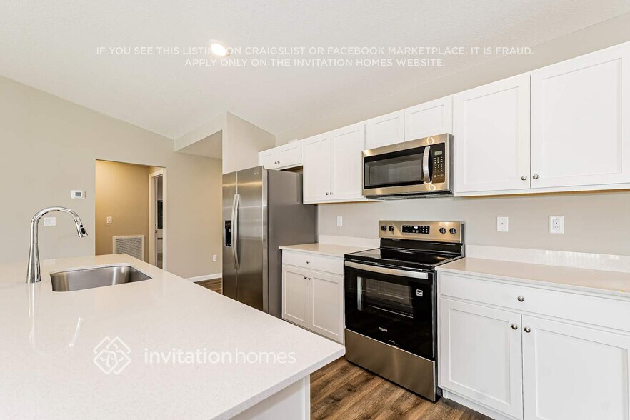 Building Photo - 759 Lomas St