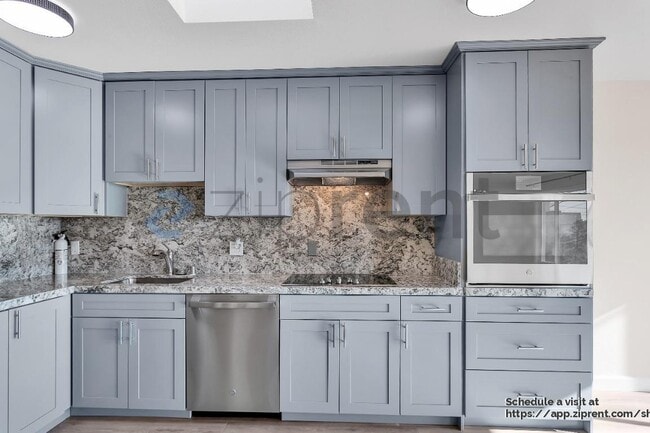 Building Photo - 830 Sargent St