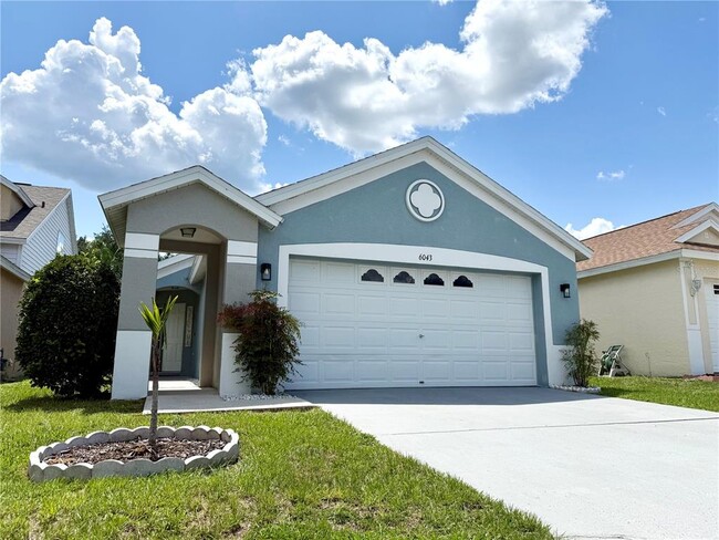 Primary Photo - 6043 Pointe Pleasant Blvd