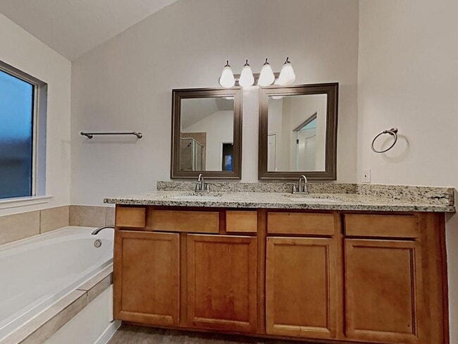 Building Photo - 30114 Saw Oaks Dr