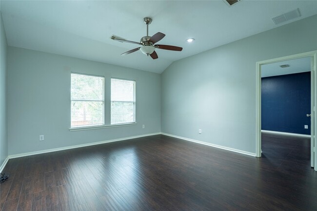 Building Photo - 20122 Sunflower Chase Dr