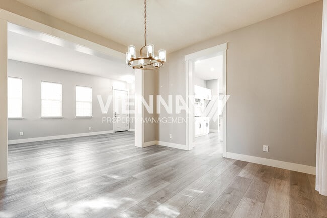 Building Photo - 8121 Gilleland Dr