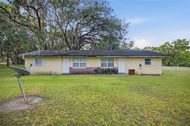 Building Photo - 421 NE 26th Ct