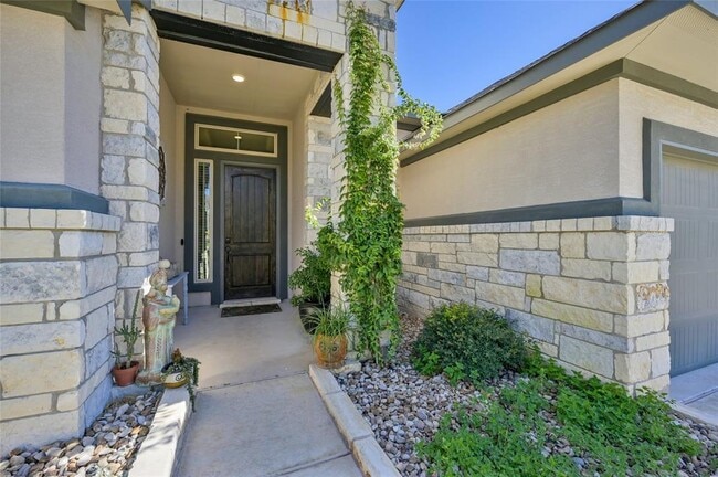 Building Photo - 117 White Steppe Way