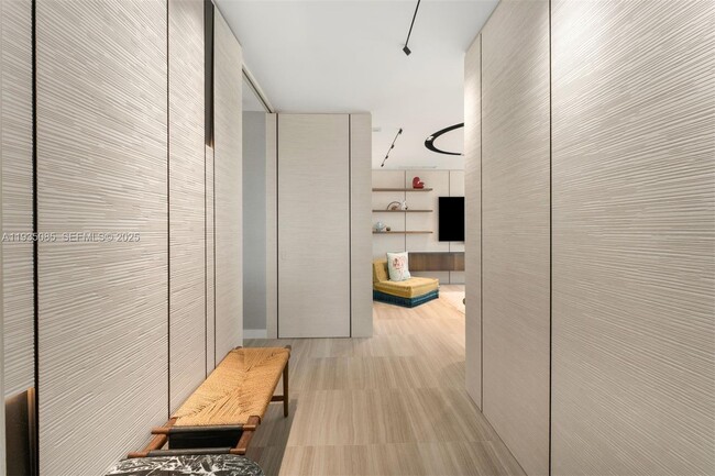 Building Photo - 4701 Meridian Ave