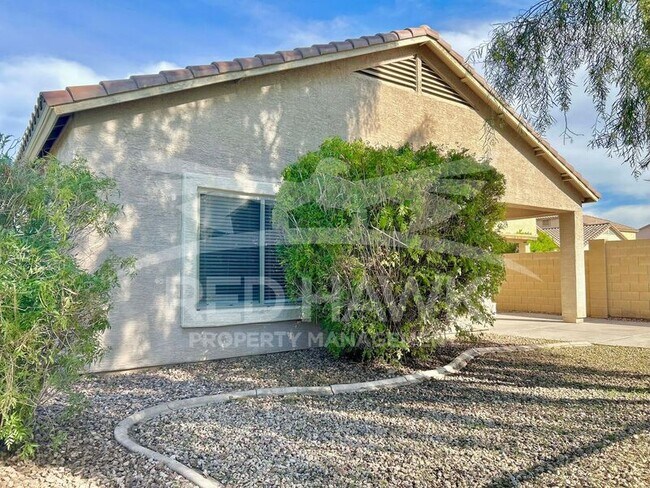 Building Photo - 5329 W Glass Ln