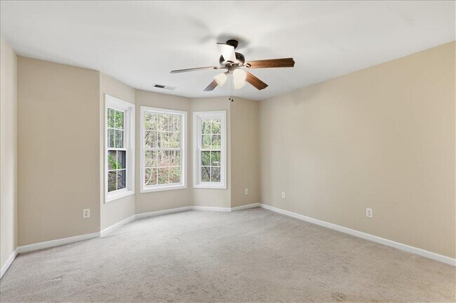 Building Photo - 3199 Liberty Commons Dr NW