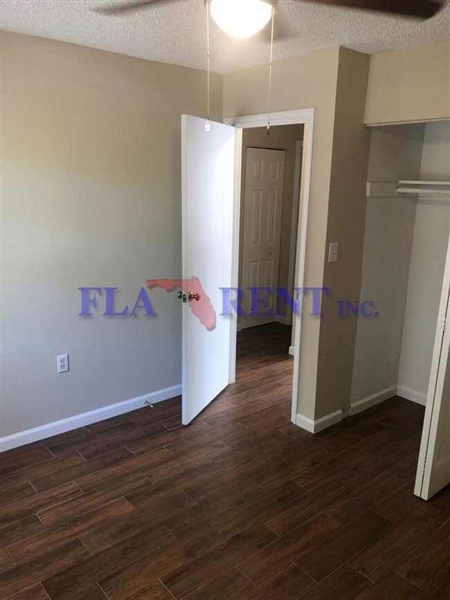 Building Photo - Coming soon...3/2 Single Family Home located in Deltona Lakes