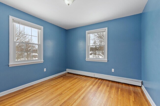 Building Photo - 20 Lovell St