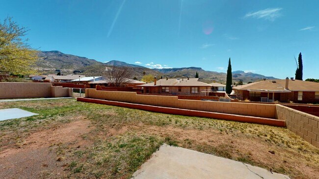 Building Photo - 3206 Thunder Rd