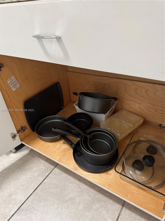 Building Photo - 27 NW 44th St